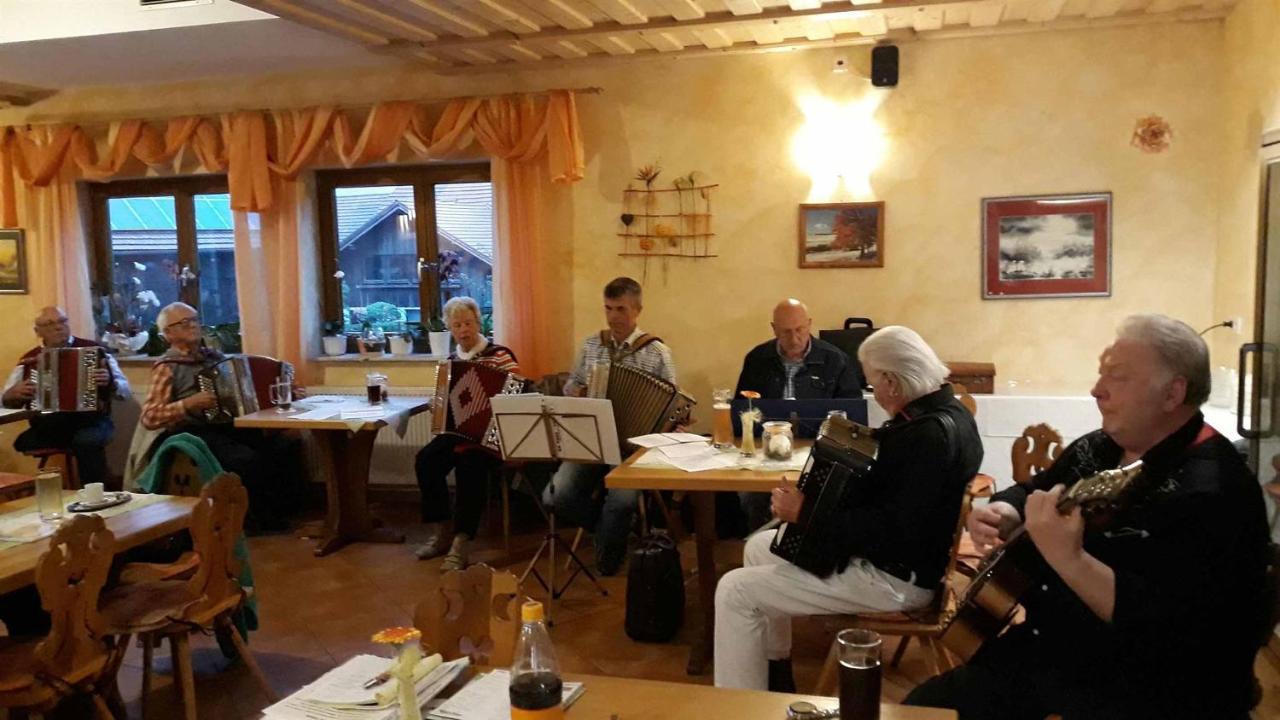 Rhoener Landhotel Haus Zur Wasserkuppe Ehrenberg  Kültér fotó